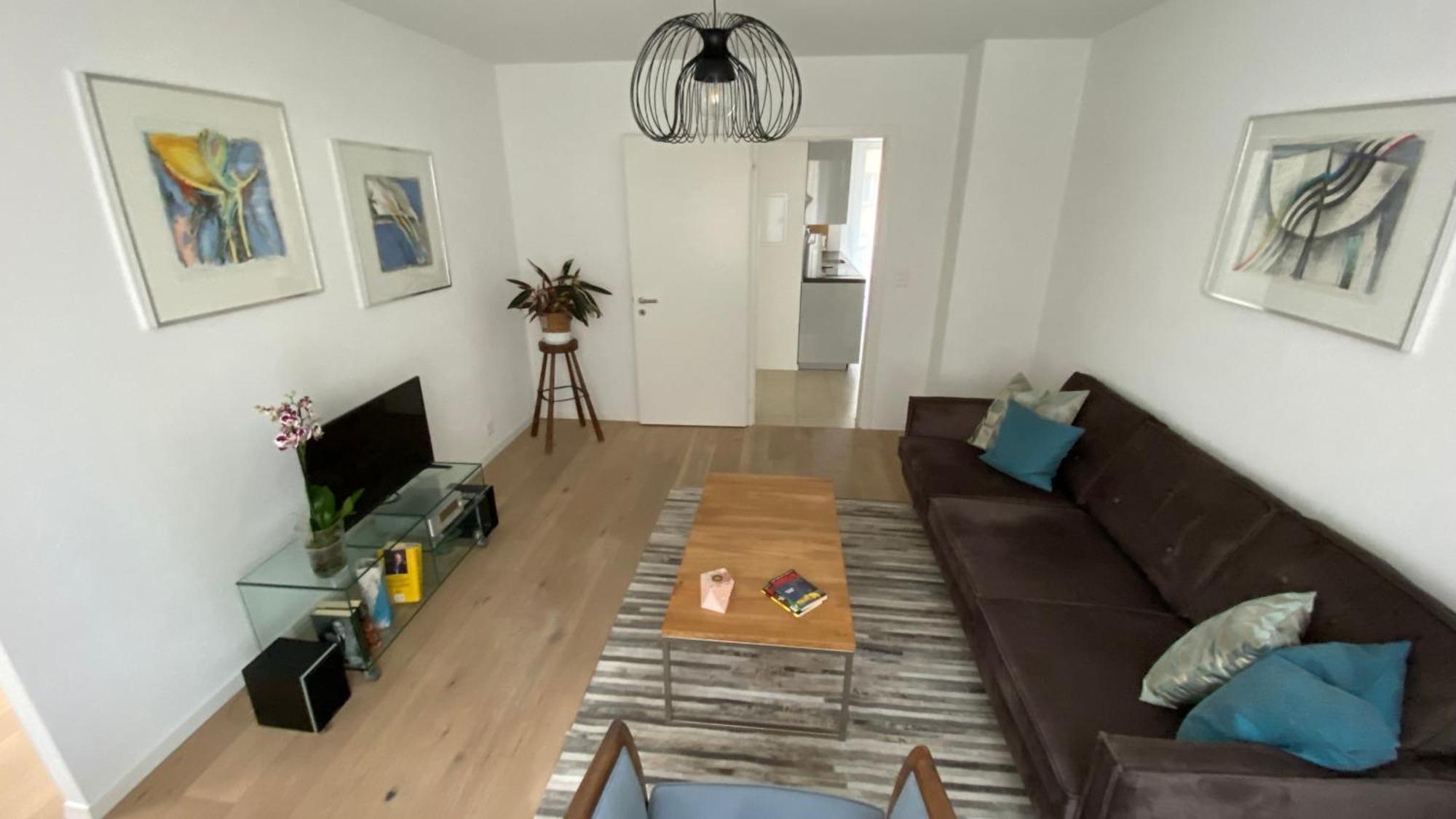 H1 With 4,5 Room, Bathroom, Kitchen, Central, Quiet & Modern With Office Ζυρίχη Εξωτερικό φωτογραφία